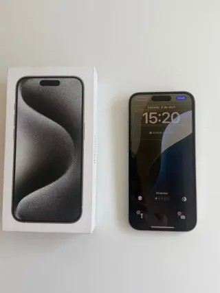 iPhone 15 Pro con garantía