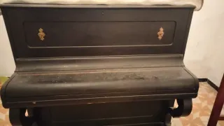 Piano Bernareggi Gasso y Cª a restaurar