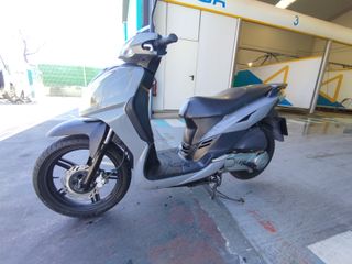 Moto scooter Zym en buenas condiciones