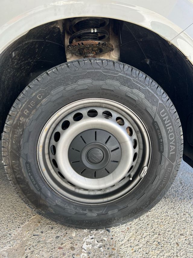 Juego 4 neumáticos con Llantas VW Crafter