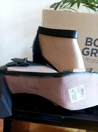 Sandalias Clarks nuevas
