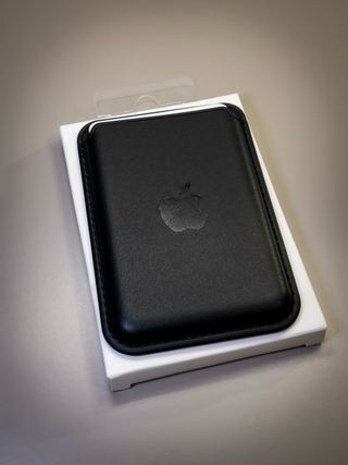 Apple MagSafe Wallet Pelle Nera – Nuovo