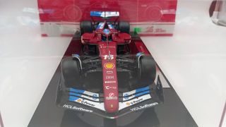 BBU16822LM Bburago Ferrari SF-25 Charles Leclerc