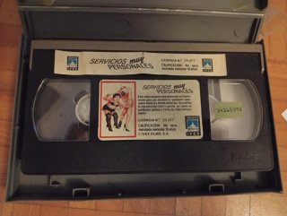 Película VHS Servicios Muy Personales