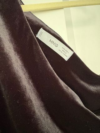 Top Terciopelo Negro Mango Talla M