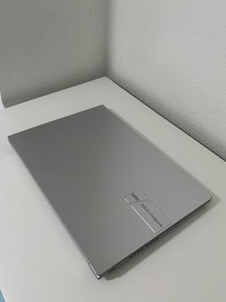 Portátil ASUS Vivobook (2024)