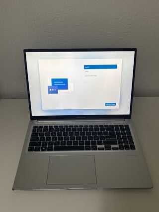 Portátil ASUS Vivobook (2024)