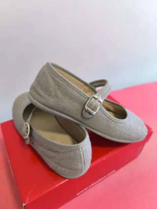 Merceditas lino niña Chuches talla 29