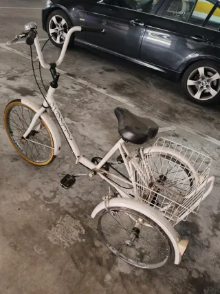 Triciclo Monty Blanco con Cesta