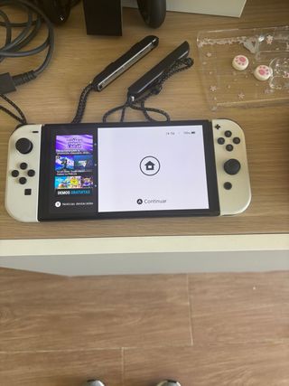 Nintendo Switch OLED Bianca