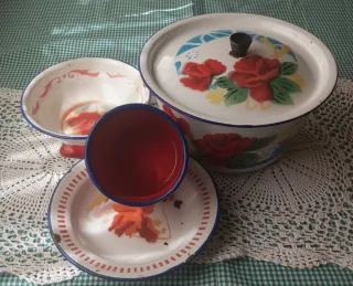 Piezas Vintage de Porcelana Esmaltada