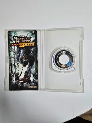 PSP Monster Hunter Freedom Unite