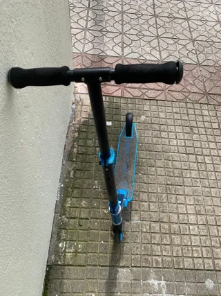 Patinete infantil azul