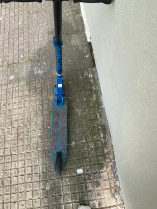 Patinete infantil azul