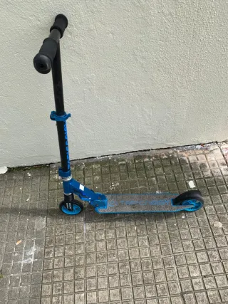 Patinete infantil azul
