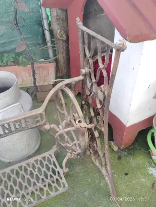 Estructura Máquina Coser Singer Antigua