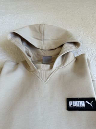 Conjunto Puma Beige: Sudadera, Pantalón y Camiseta