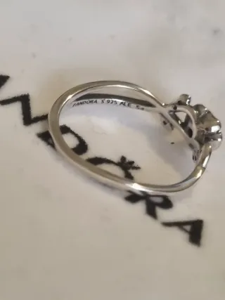 Anillo Pandora Rosa Bella y Bestia