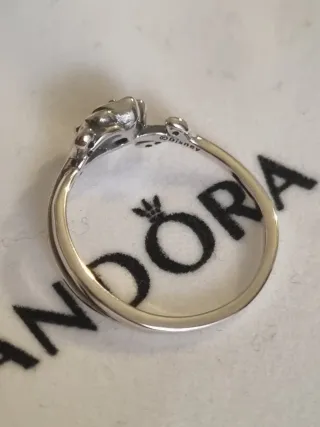 Anillo Pandora Rosa Bella y Bestia