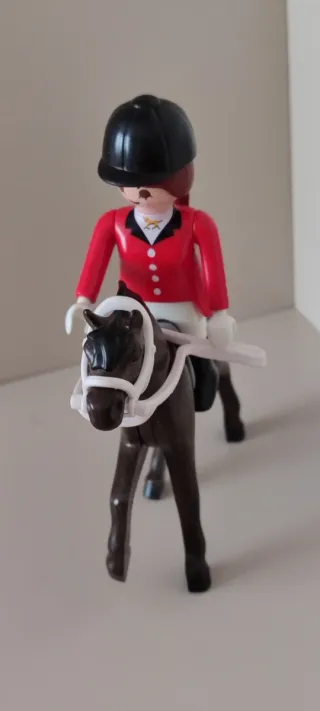 Playmobil Amazona con caballo