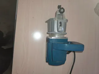 Fresadora Virutex AS 93 1100W