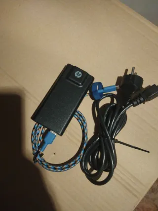 Cargador HP 65W
