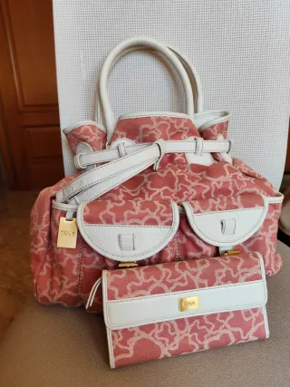 Bolso y cartera Tous Kaos estampado