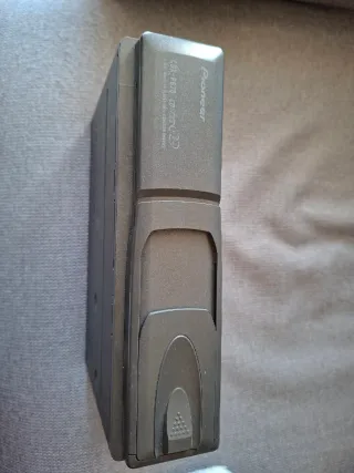 Cargador CD Pioneer CDX-P670