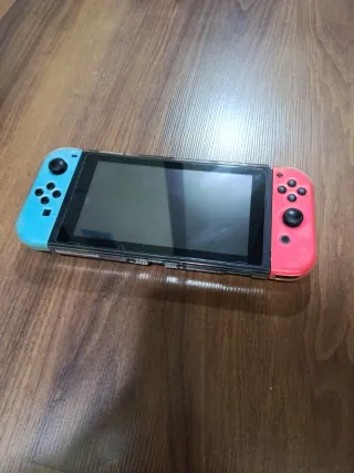Nintendo Switch + Mando Pro + Funda+Mario kart