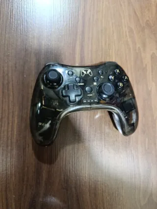 Nintendo Switch + Mando Pro + Funda+Mario kart