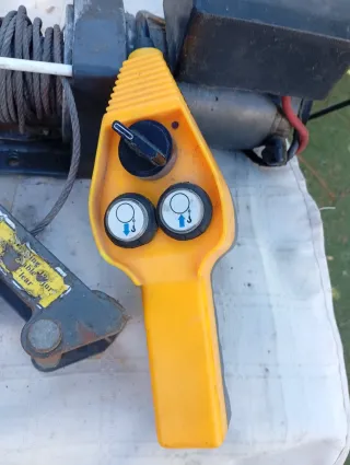 Cabrestante 12V KEW2000