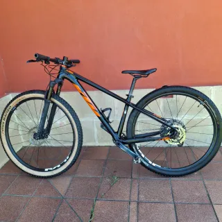 Bicicleta KTM Carbono XS 29