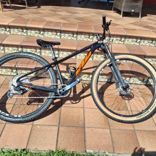 Bicicleta KTM Carbono XS 29