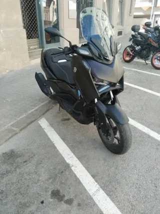 Yamaha XMAX Tech MAX 2024
