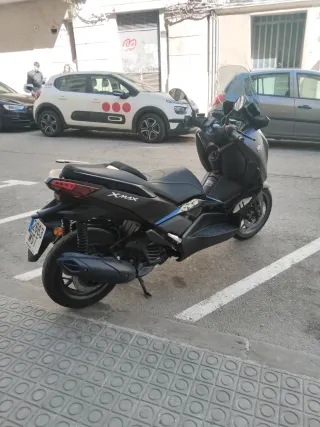 Yamaha XMAX Tech MAX 2024