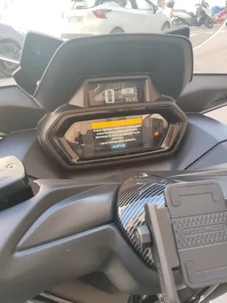 Yamaha XMAX Tech MAX 2024