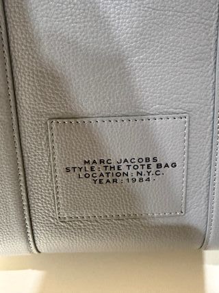 Bolso Marc Jacobs The Tote Bag Gris