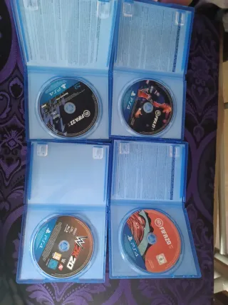 Lote 4 Juegos PS4: FIFA 20, 21, 22 y WWE 2K20