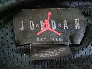 Chaqueta Jordan Negra