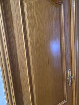 Puerta de roble maciza con cristal