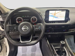 Nissan Qashqai Premiere 140 c.v / HYBRIDO / TECHO