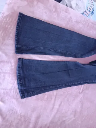 Pantalones vaqueros oscuros