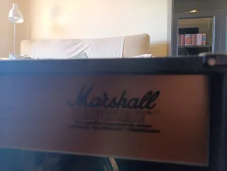 Amplificador Marshall 80V