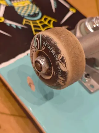 Decathlon Skate con design di ragno