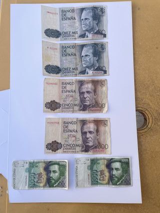 Lote Billetes Pesetas 10.000, 5.000 y 1.000
