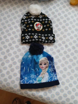2 Gorros infantiles Mickey y Elsa