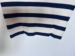 Top de rayas beige y negro