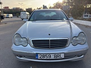Mercedes-Benz Clase C 2002 ETIQUETA B