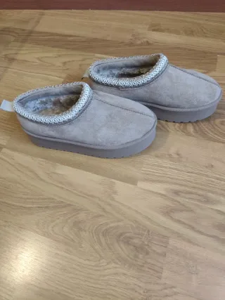 Botines zueco pelito beige