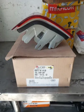 Piloto trasero izquierdo Opel Kadett